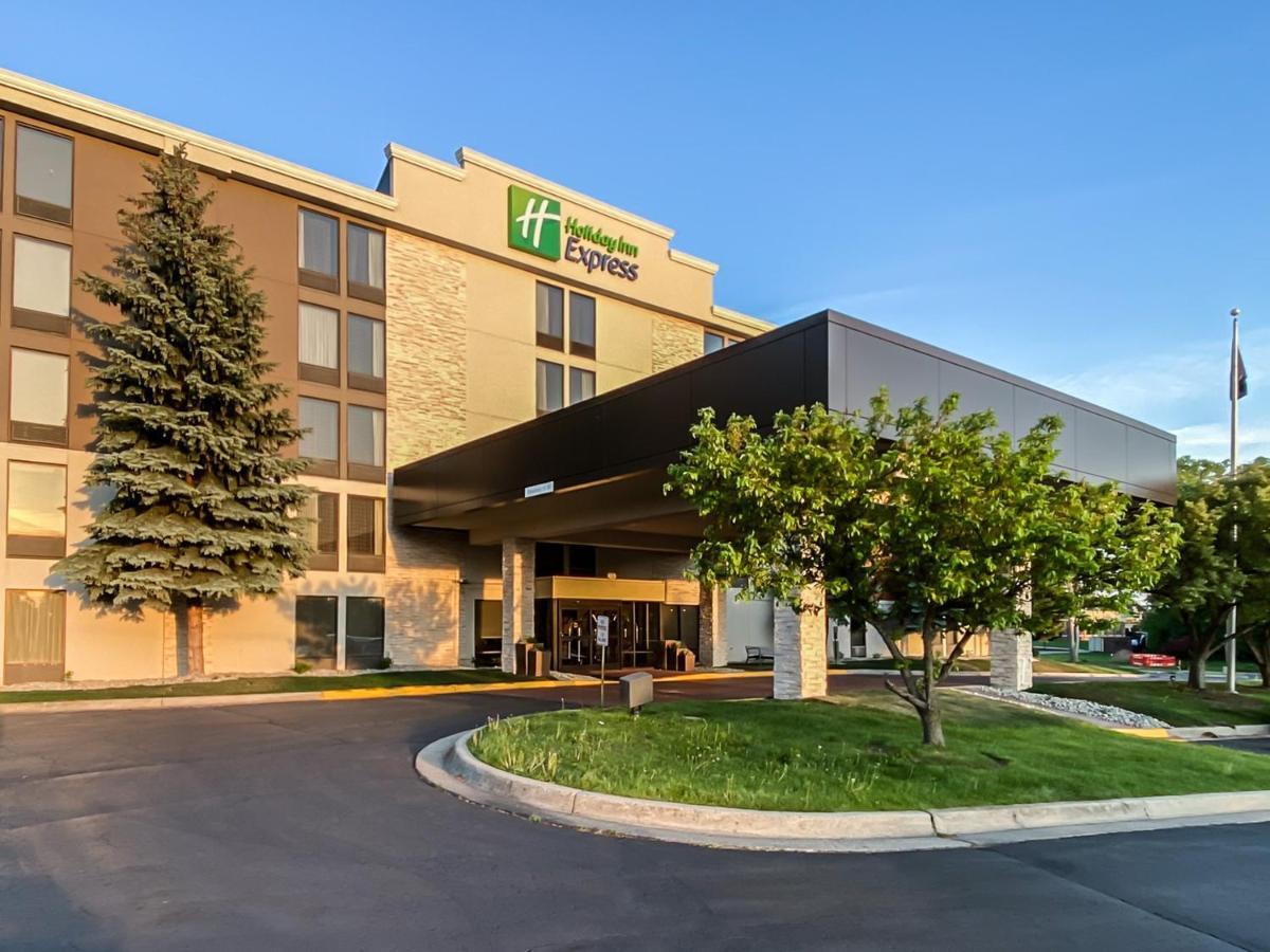 Holiday Inn Express Flint-Campus Area By Ihg Ngoại thất bức ảnh