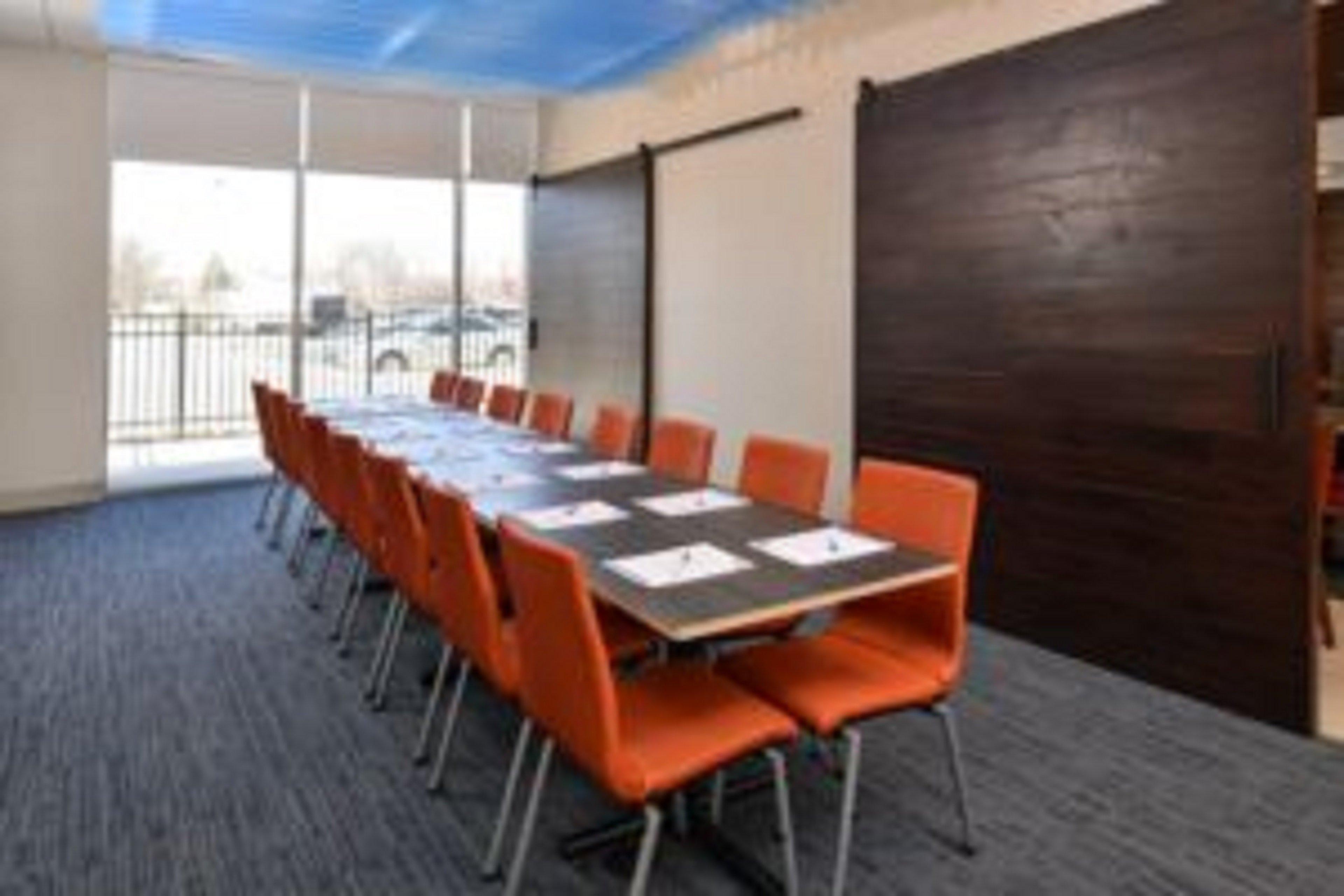 Holiday Inn Express Flint-Campus Area By Ihg Ngoại thất bức ảnh